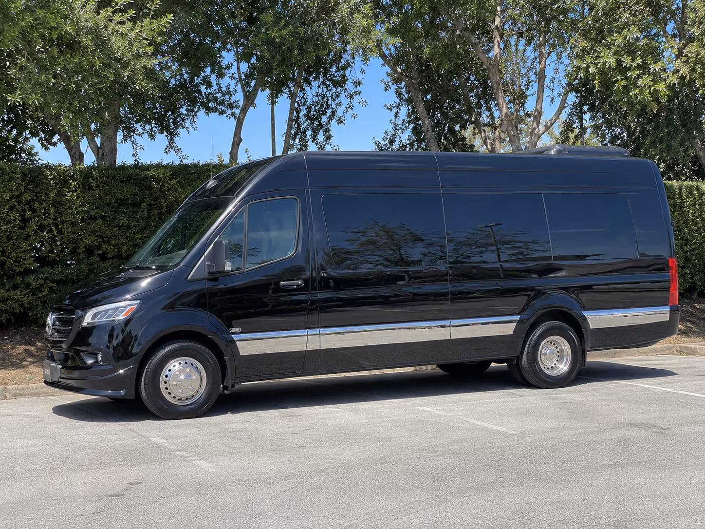 Raleigh Airport Shuttle & Transportation party bus exterior