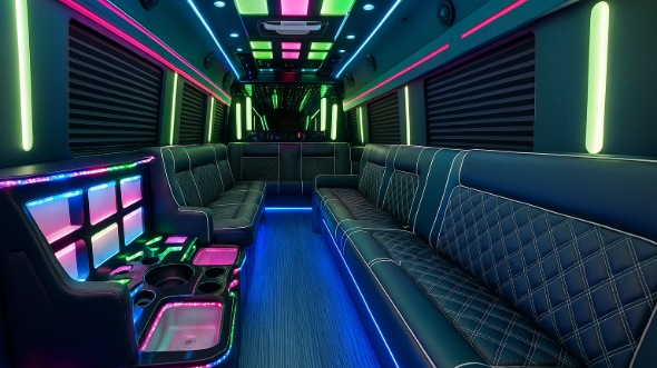 durham 20 passenger party bus